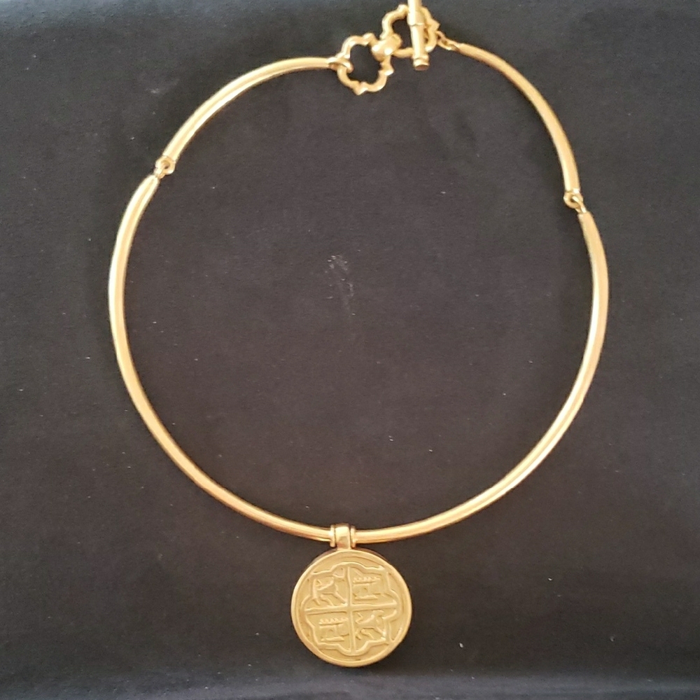 Julie Vos mother of pearl Necklace with Classic Pendant. Reversible. NWOT - Picture 2 of 2